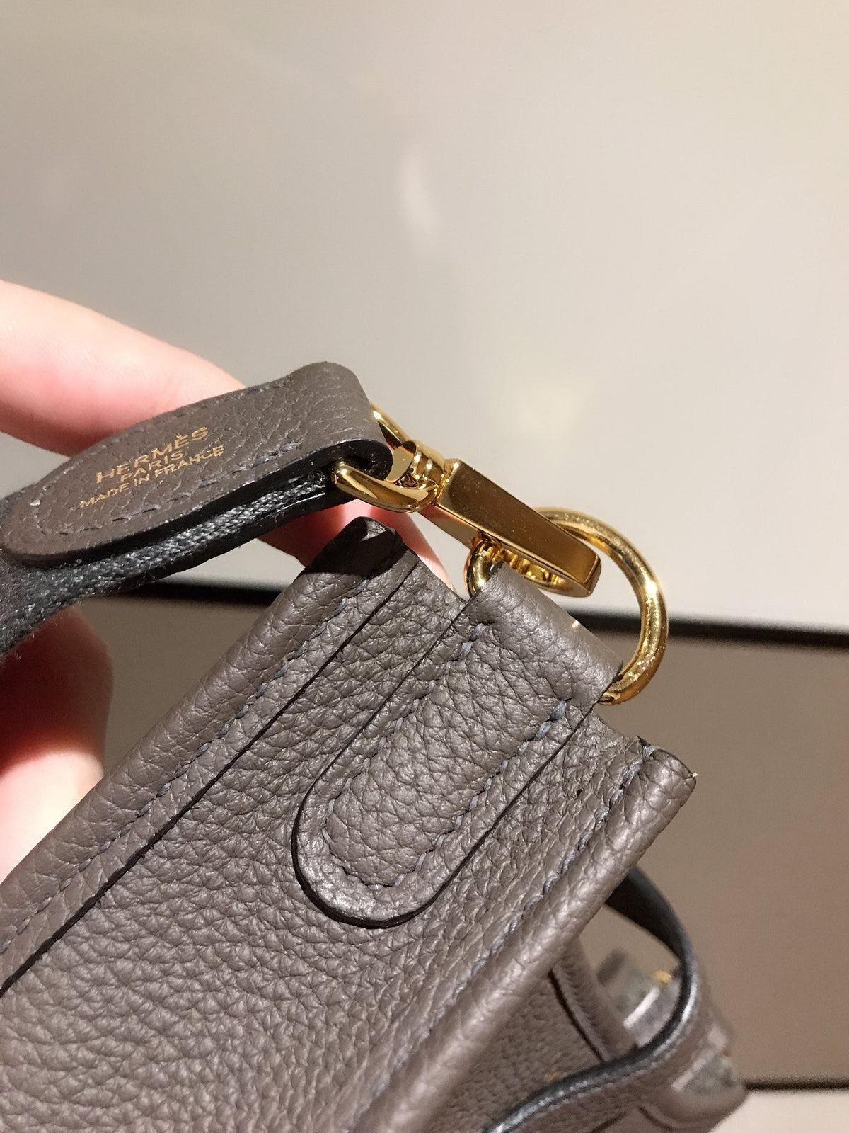 HM EVELYNE MINI 18 CHOCOLATE TOGO