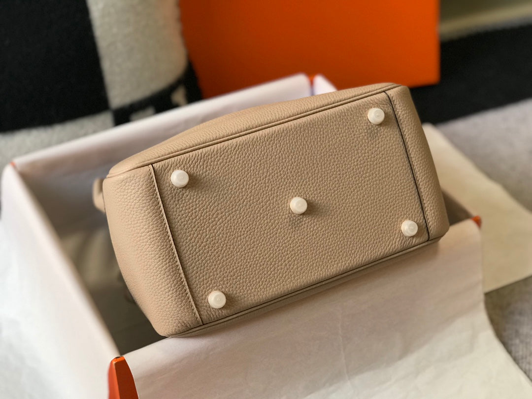 HM LINDY 30 BAG BEIGE TAURILLON CLEMENCE LEATHER