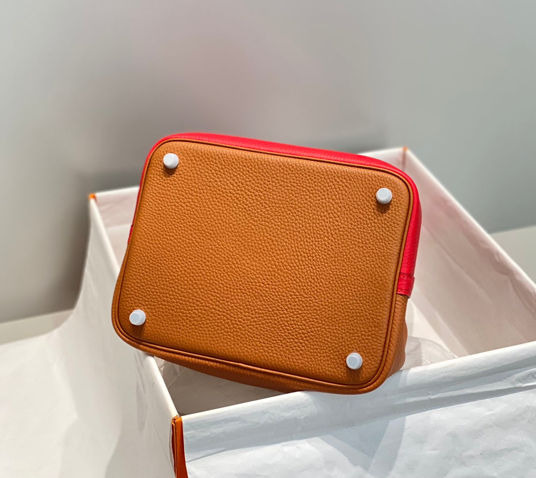 HM PICOTIN LOCK 22 ORANGE AND RED TOGO LEATHER