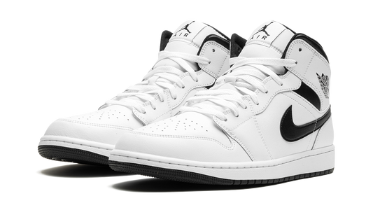 Air Jordan 1 Mid "Stormtrooper" DQ8426 132