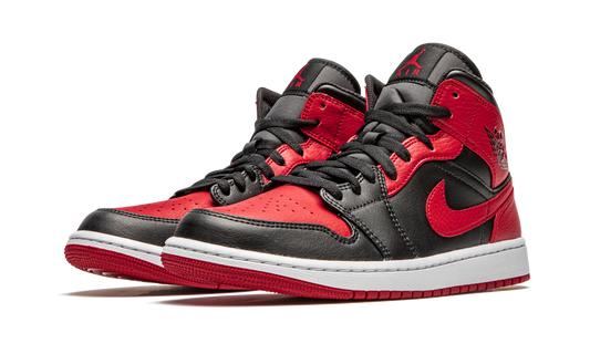 Air Jordan 1 Mid "Banned 2020" 554724 074