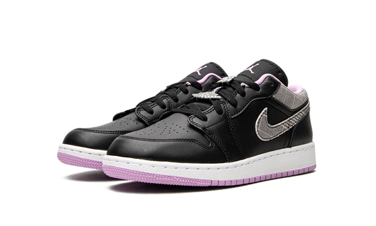 Air Jordan 1 Low GS "Houndstooth" DH0570 015