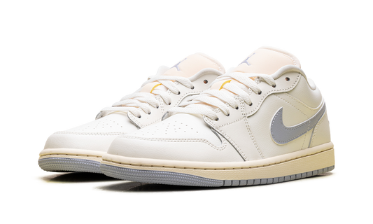 Air Jordan 1 Low WMNS "White/Purple" DC0774 106