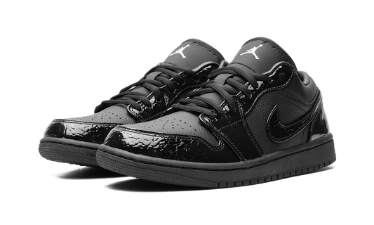 Air Jordan 1 WMNS "Black Croc" HJ7743 010