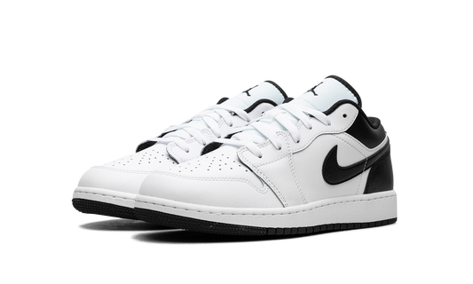 Air Jordan 1 Low GS "WHITE BLACK" 553560 132