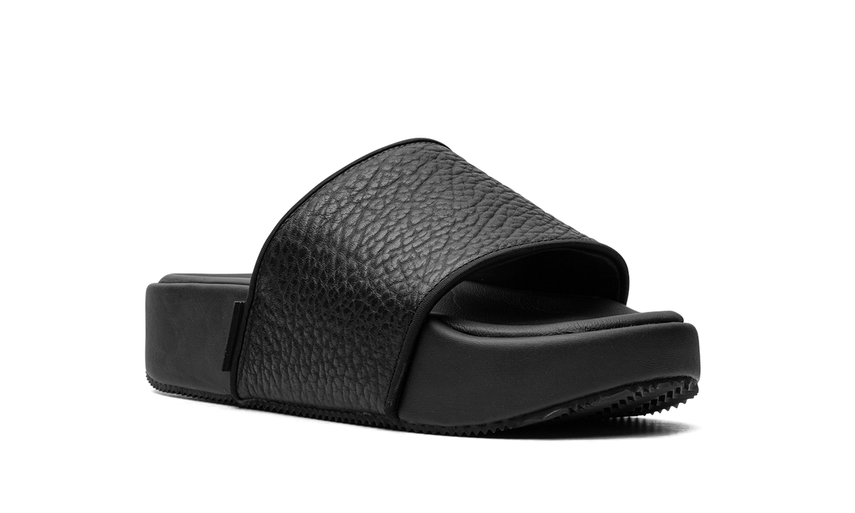 Y-3 Slide "Triple Black" HR1940