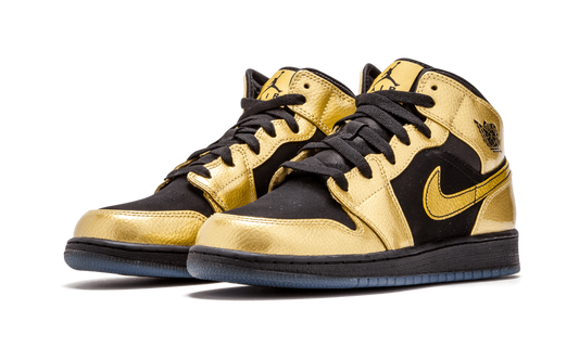 Air Jordan 1 Mid GS "Metallic Gold Coin" 555112 905