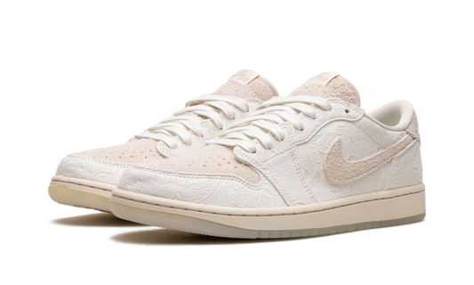 Air Jordan 1 Low OG "Chris Paul - Give Them Flowers" FZ0455 200