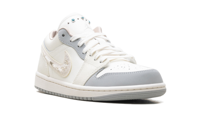 Air Jordan 1 Low WMNS "Sail Soft Pearl" IH7323 100