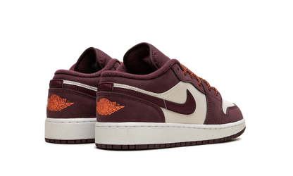 Air Jordan 1 GS "Night Maroon" 553560 068