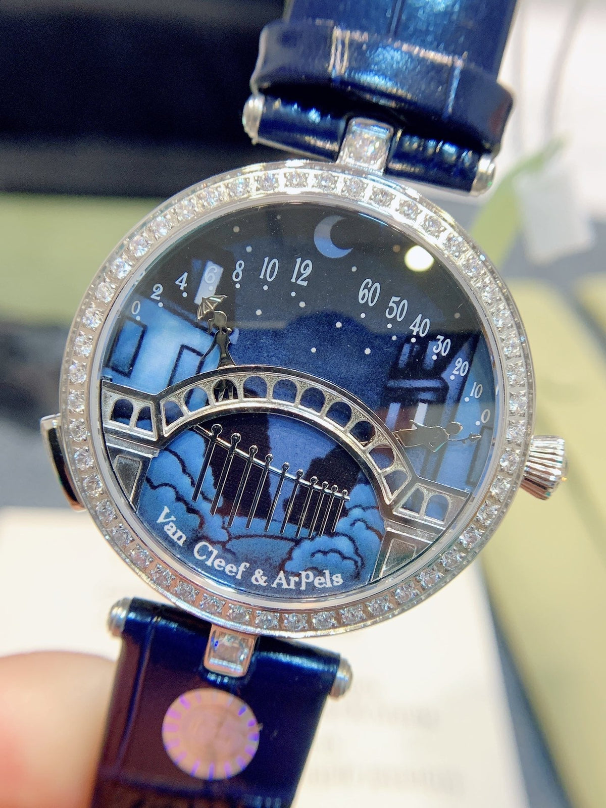 LADY ARPELS LOVER BRIDGE BLUE