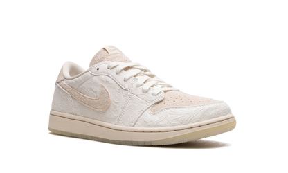 Air Jordan 1 Low OG "Chris Paul - Give Them Flowers" FZ0455 200