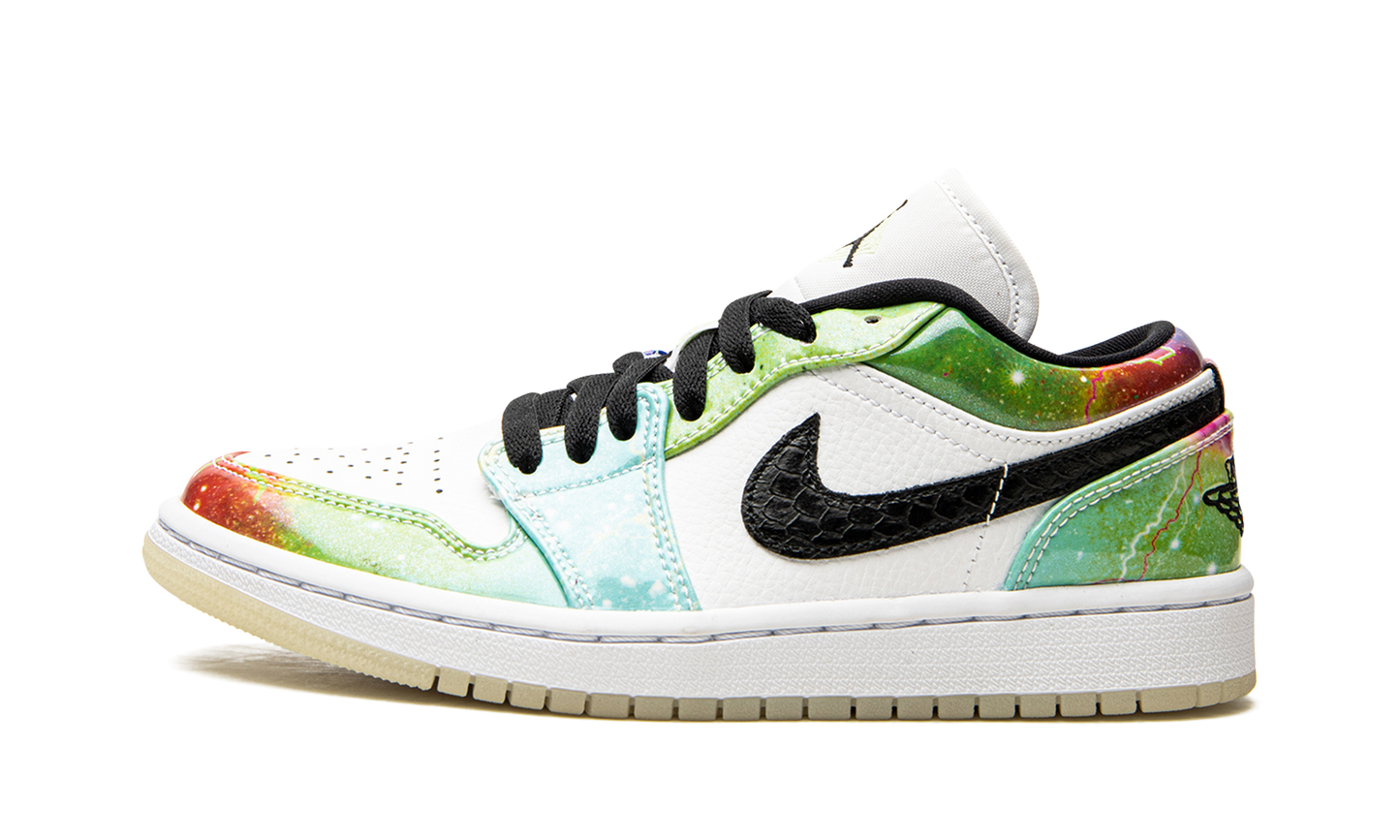 Air Jordan 1 Low WMNS "Galaxy" CW7310 909