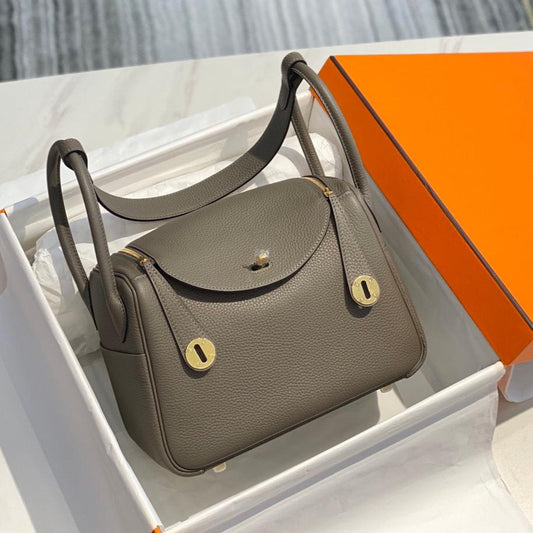 HM LINDY 26 BAG OLIVE TAURILLON CLEMENCE LEATHER