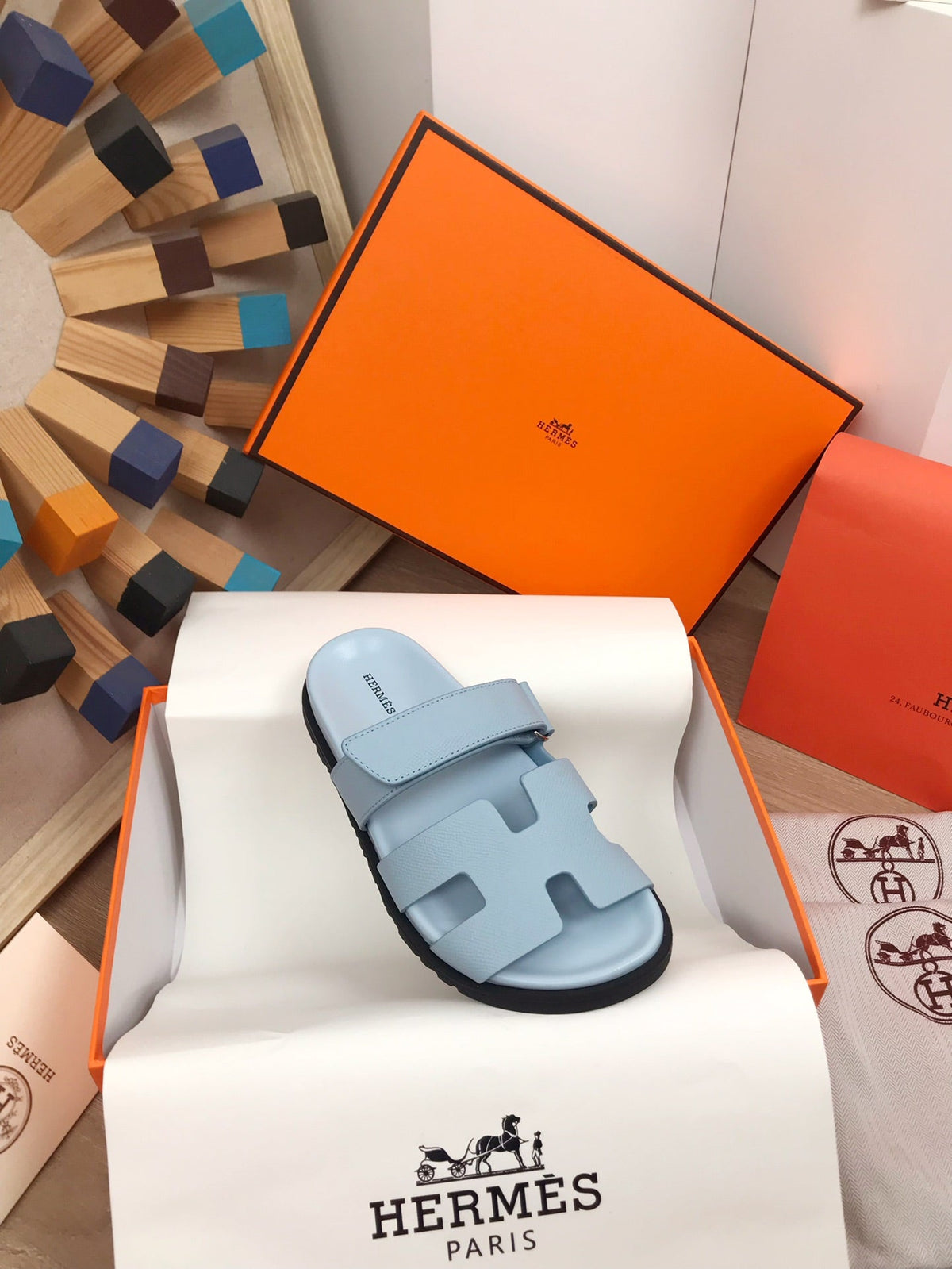 chypre sandal cloud blue calfskin