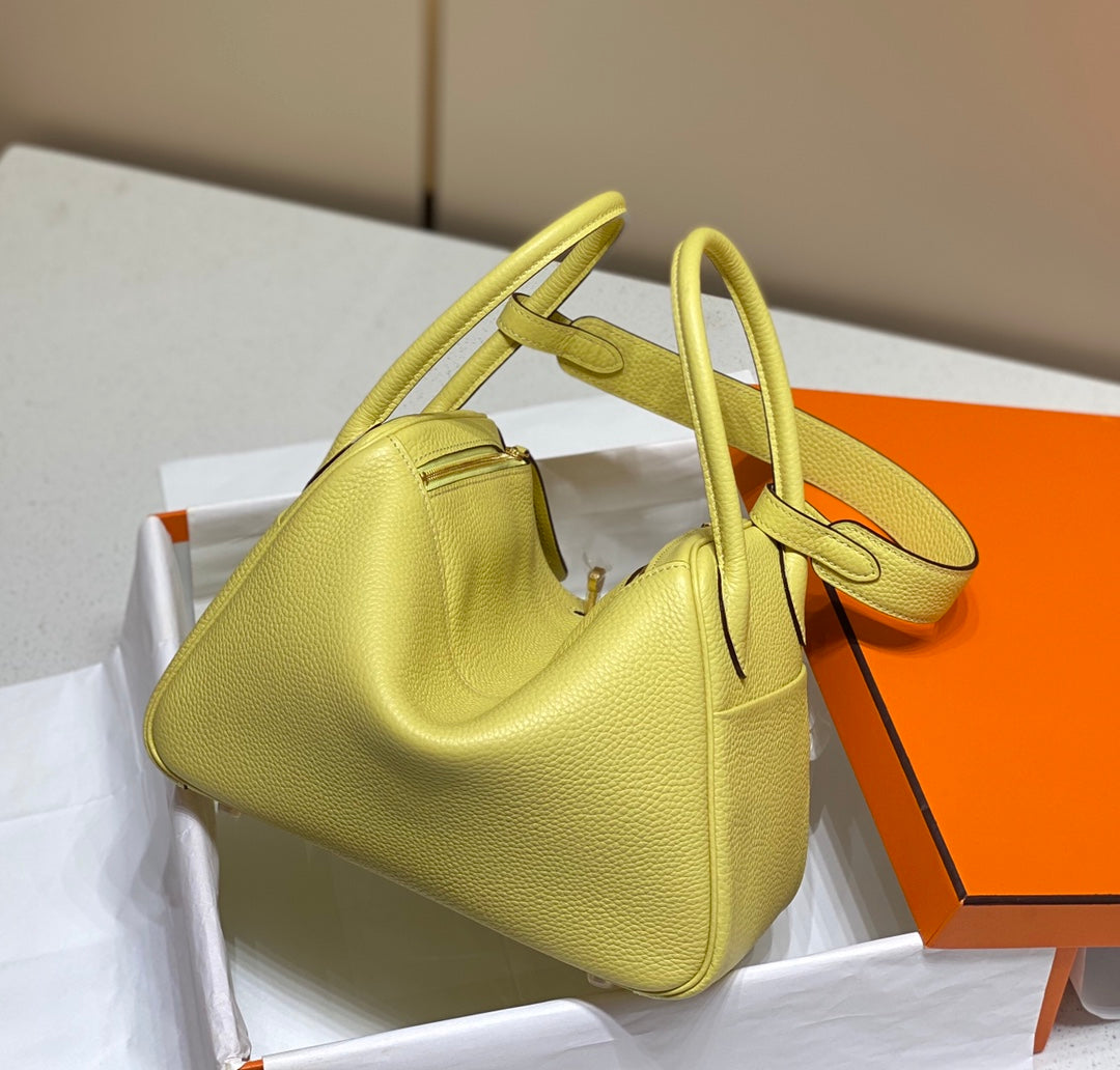 HM LINDY 26 BAG LEMON TAURILLON CLEMENCE LEATHER