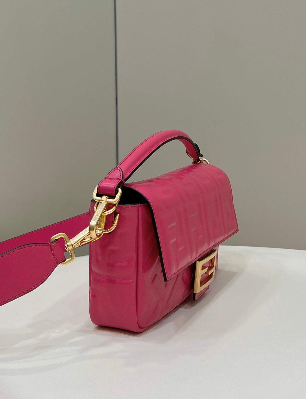Baguette 27cm Red Lambskin Gold Hardware