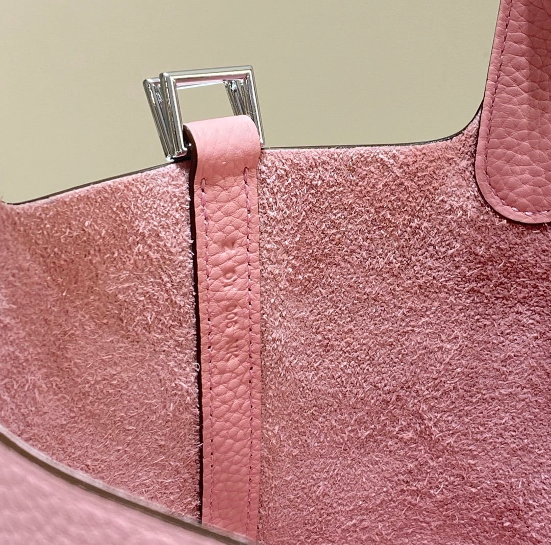HM PICOTIN LOCK 18 PINK TOGO LEATHER