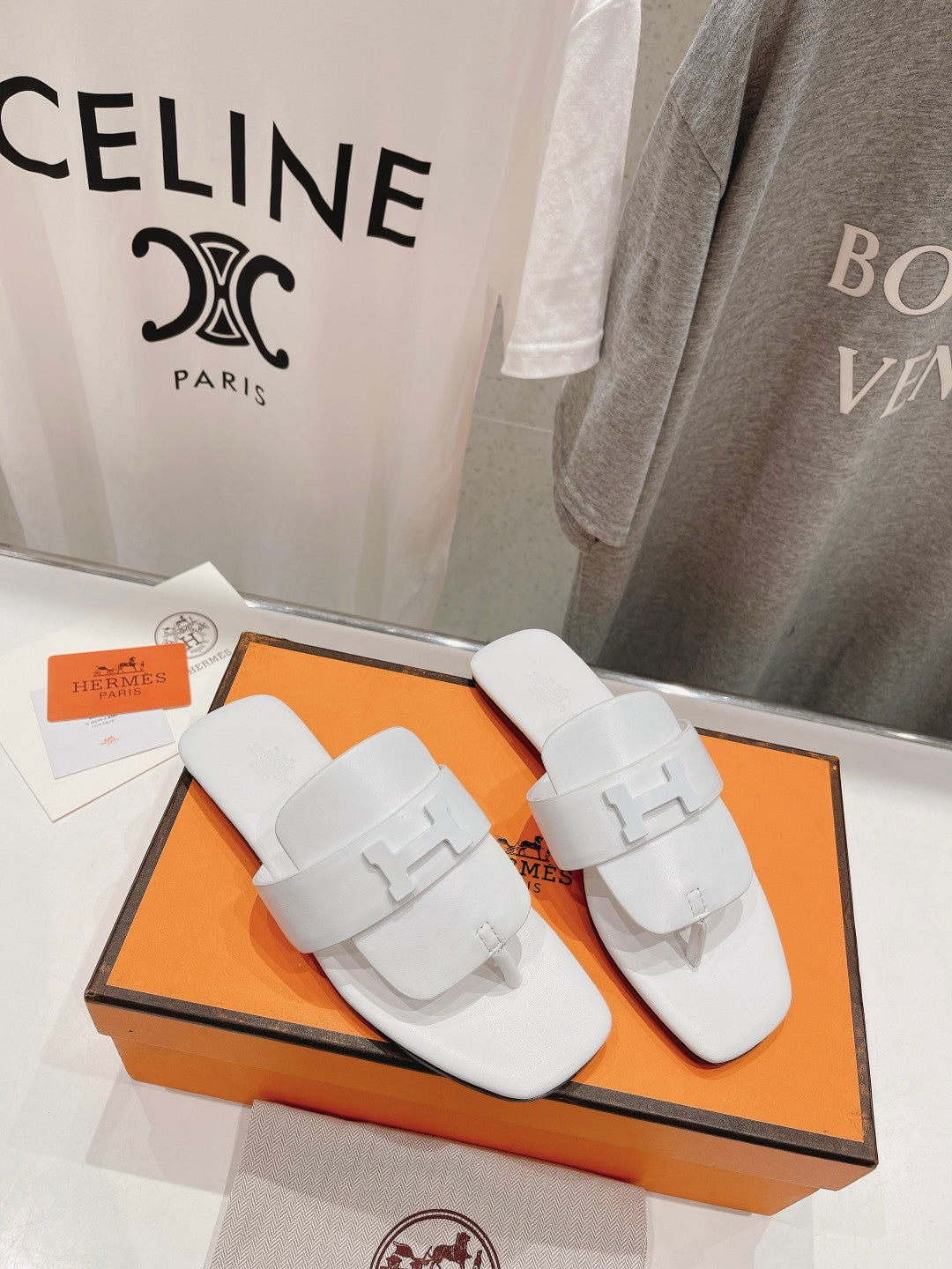 CLASSIC H BUCKLE SANDALS WHITE LAMBSKIN