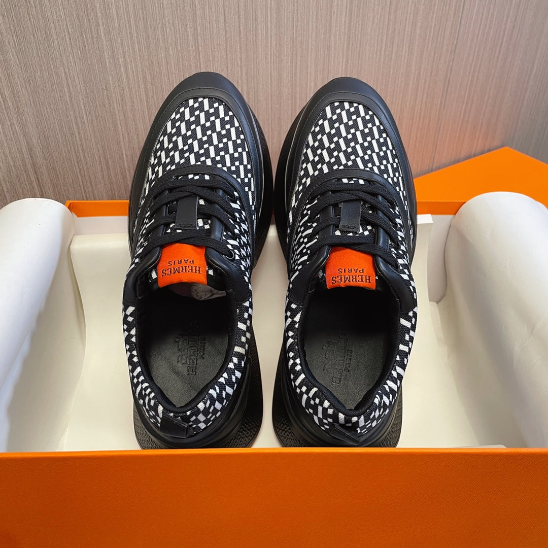 GIGA SNEAKER BLACK CALFSKIN SPECIAL