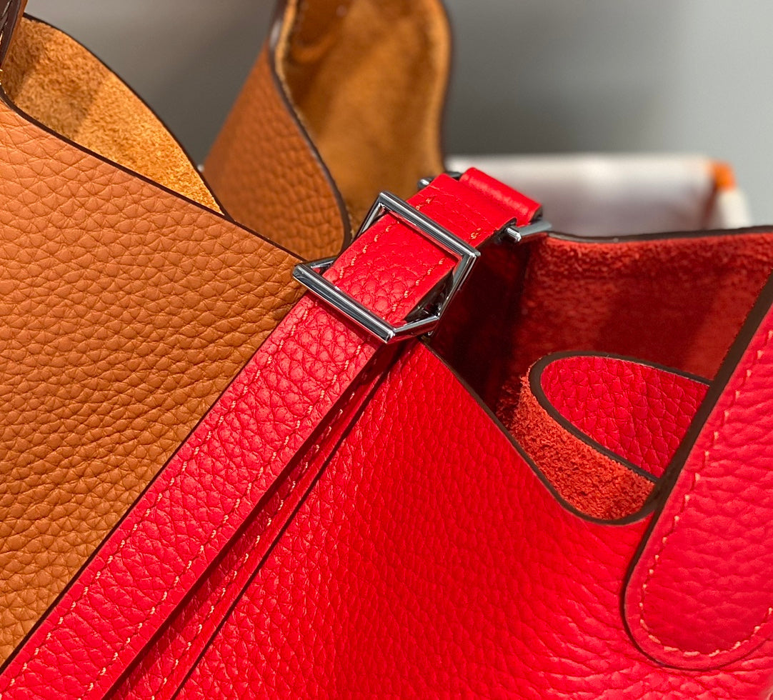 HM PICOTIN LOCK 22 ORANGE AND RED TOGO LEATHER