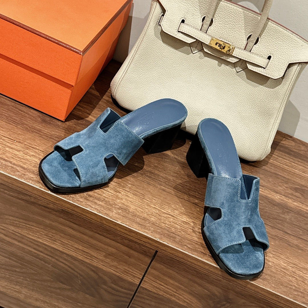 helia 60 cerulean suede calfskin