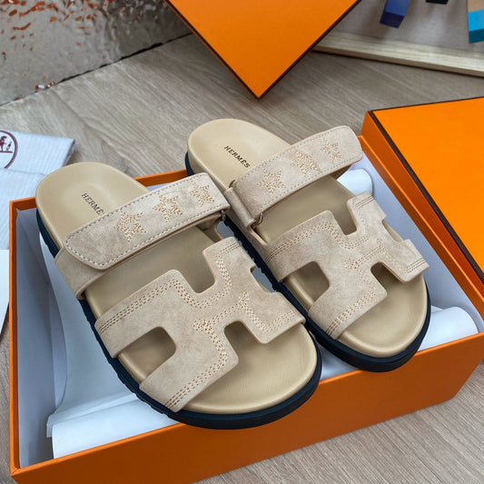 chypre sandal beige suede calfskin white thread embroidered
