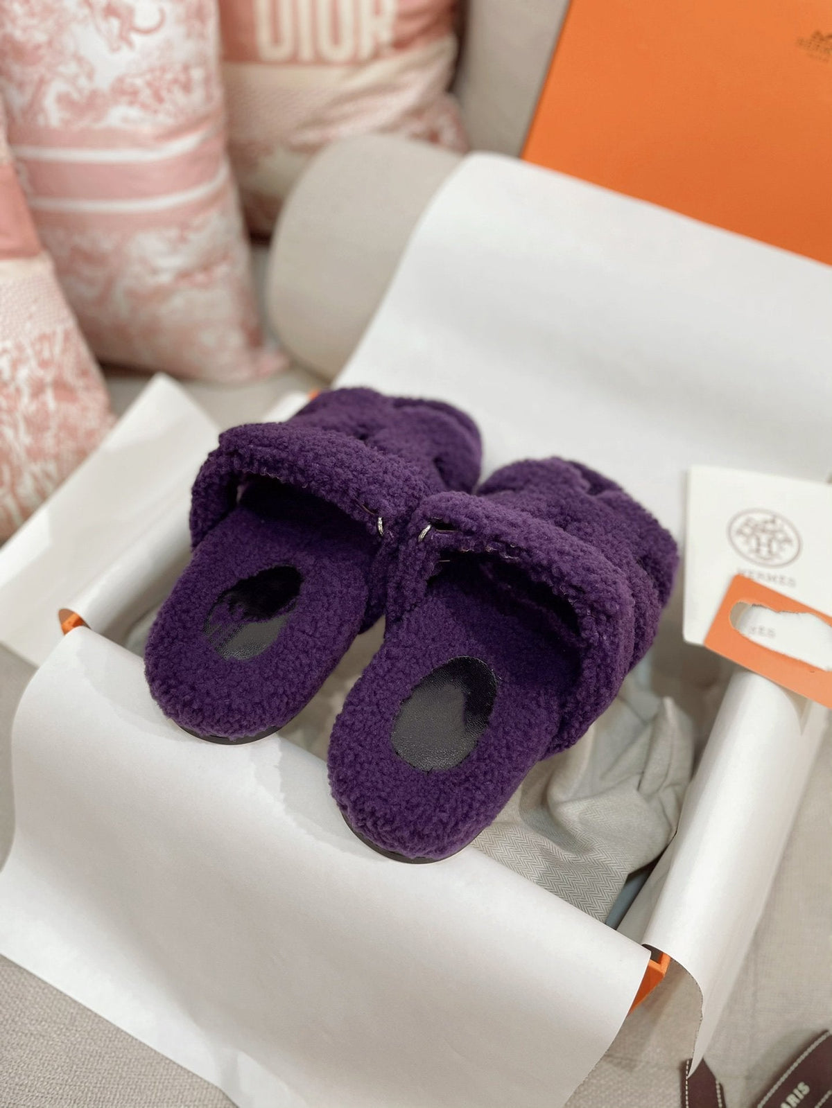 chypre sandal purple lamb wool