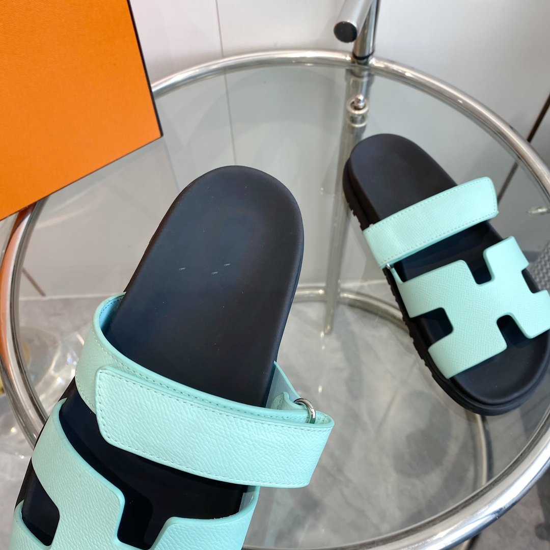 CHYPRE EPSOM Sandal Light Tiffany Leather