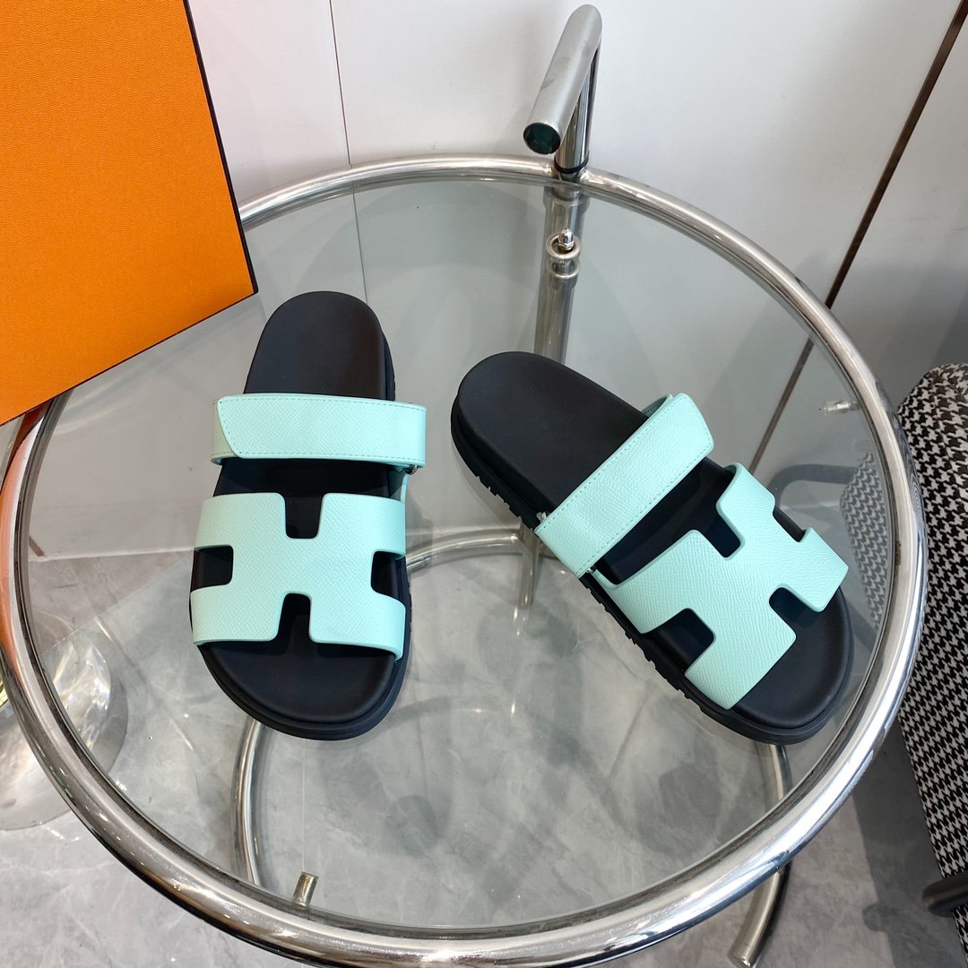 CHYPRE EPSOM Sandal Light Tiffany Leather