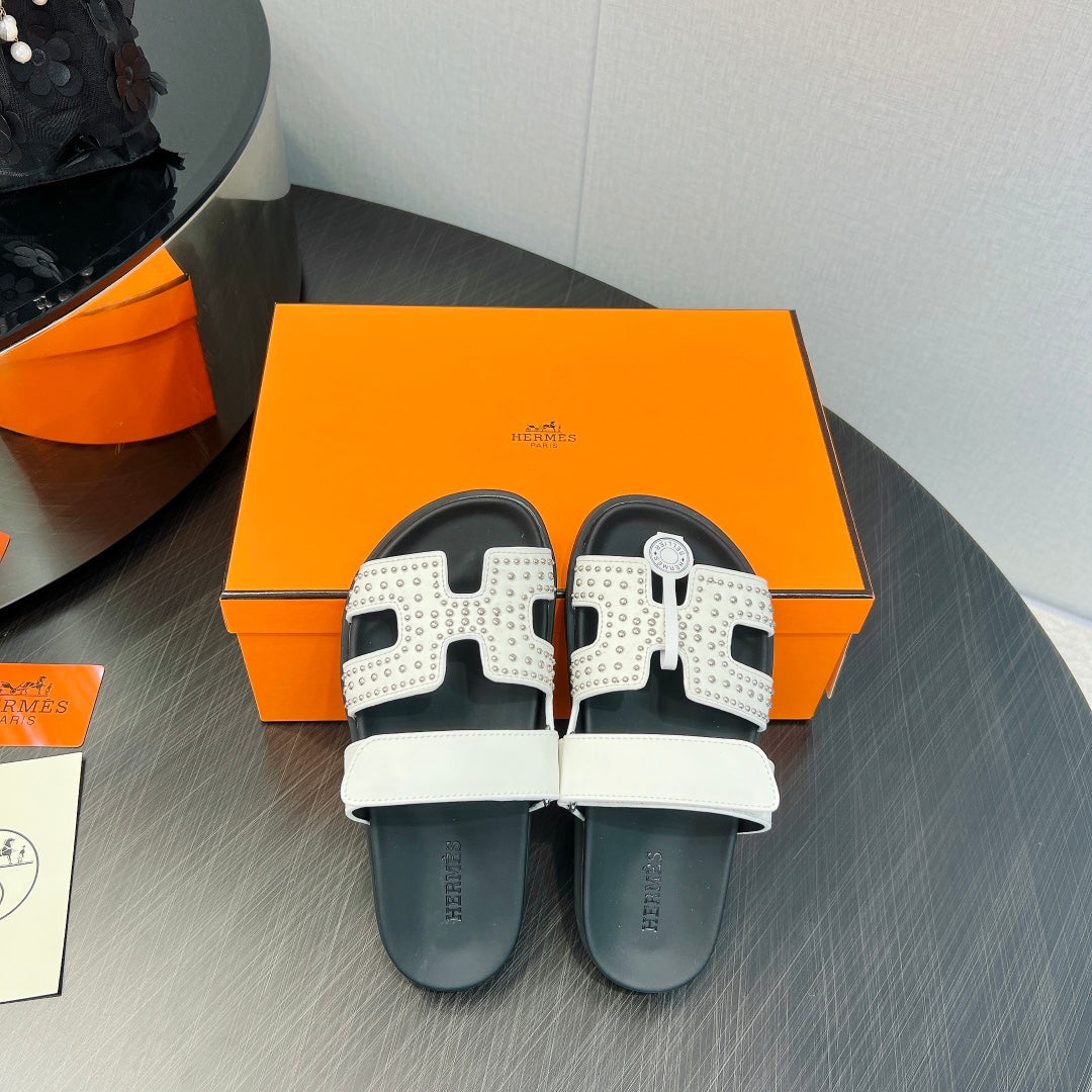 CHYPRE SANDAL WHITE MIX BLACK CALFSKIN STYLIZED