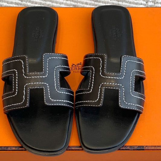 HM Oran Sandal Black Sheepskin 291397