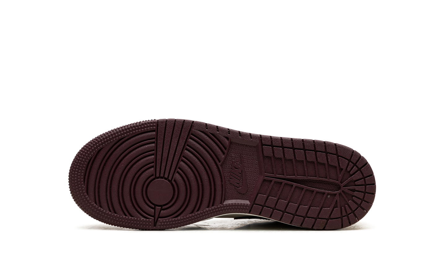 Air Jordan 1 GS "Night Maroon" 553560 068