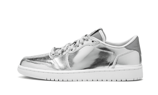 Air Jordan 1 Low Pinnacle "Metallic Silver" 852549 003