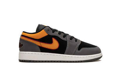 Air Jordan 1 Low SE GS "Vivid Orange" FN7671 008