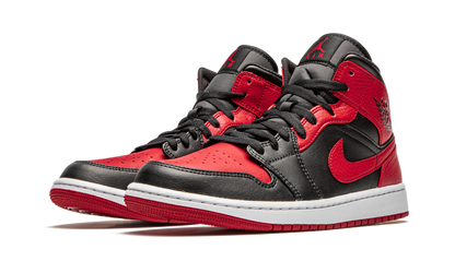 Air Jordan 1 Mid "Banned 2020" 554724 074