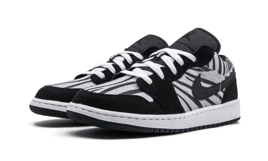 Air Jordan 1 Low GS "Zebra" 553560 057