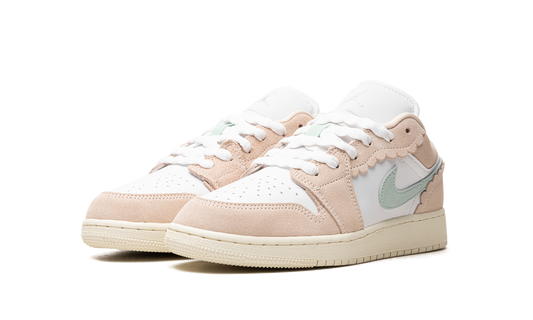 Air Jordan 1 Low SE GS "Guava Ice" DZ5356 800
