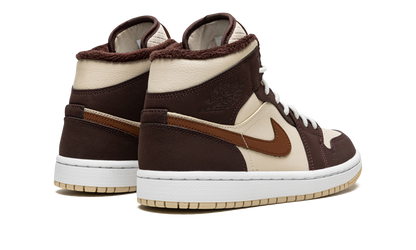 AIR JORDAN 1 MID SE WMNS "Brown Basalt Fleece" DO6699 200