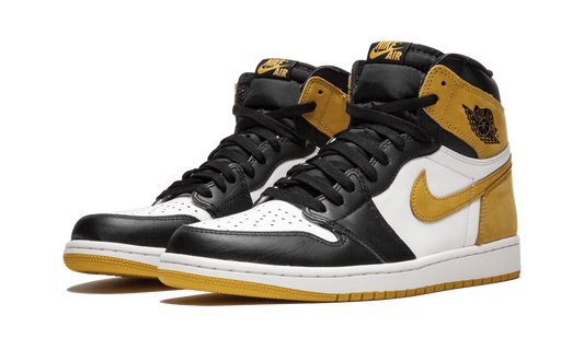 Air Jordan 1 Retro High OG "Yellow Ochre" 555088 109