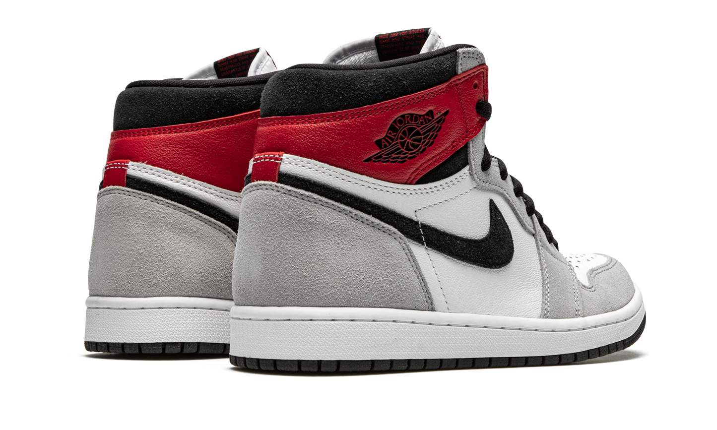 Air Jordan 1 Retro High OG "Light Smoke Grey" 555088 126