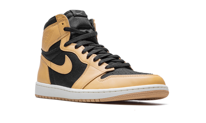 Air Jordan 1 "Heirloom" 555088 202