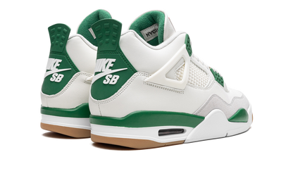 Air Jordan 4 Retro SB "Pine Green" DR5415 103