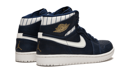 Air Jordan 1 Retro High "Jeter" 715854 402