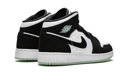 Air Jordan 1 MID SE GS "TEAL TINT"