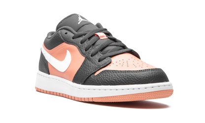 Air Jordan 1 Low GS "Pink Quartz" 554723 016