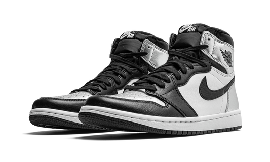 AIR JORDAN 1 RETRO HIGH OG WMNS "Silver Toe" CD0461 001