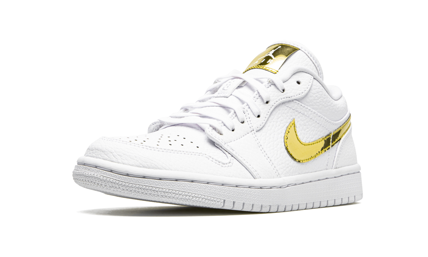 AIR JORDAN 1 Low SE WMNS "White Metallic Gold" CZ4776 100
