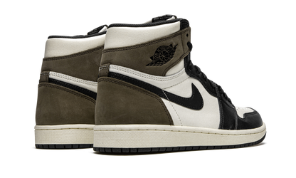Air Jordan 1 Retro High OG "Dark Mocha" 555088 105