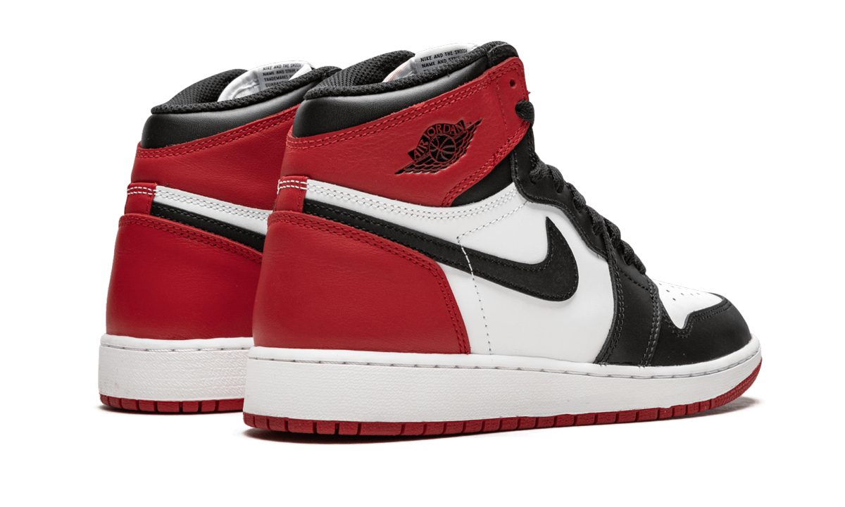 Air Jordan 1 Retro High OG GS "Black Toe 2016" 575441 125